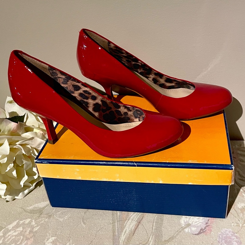 Arturo Chiang Heels 7.5